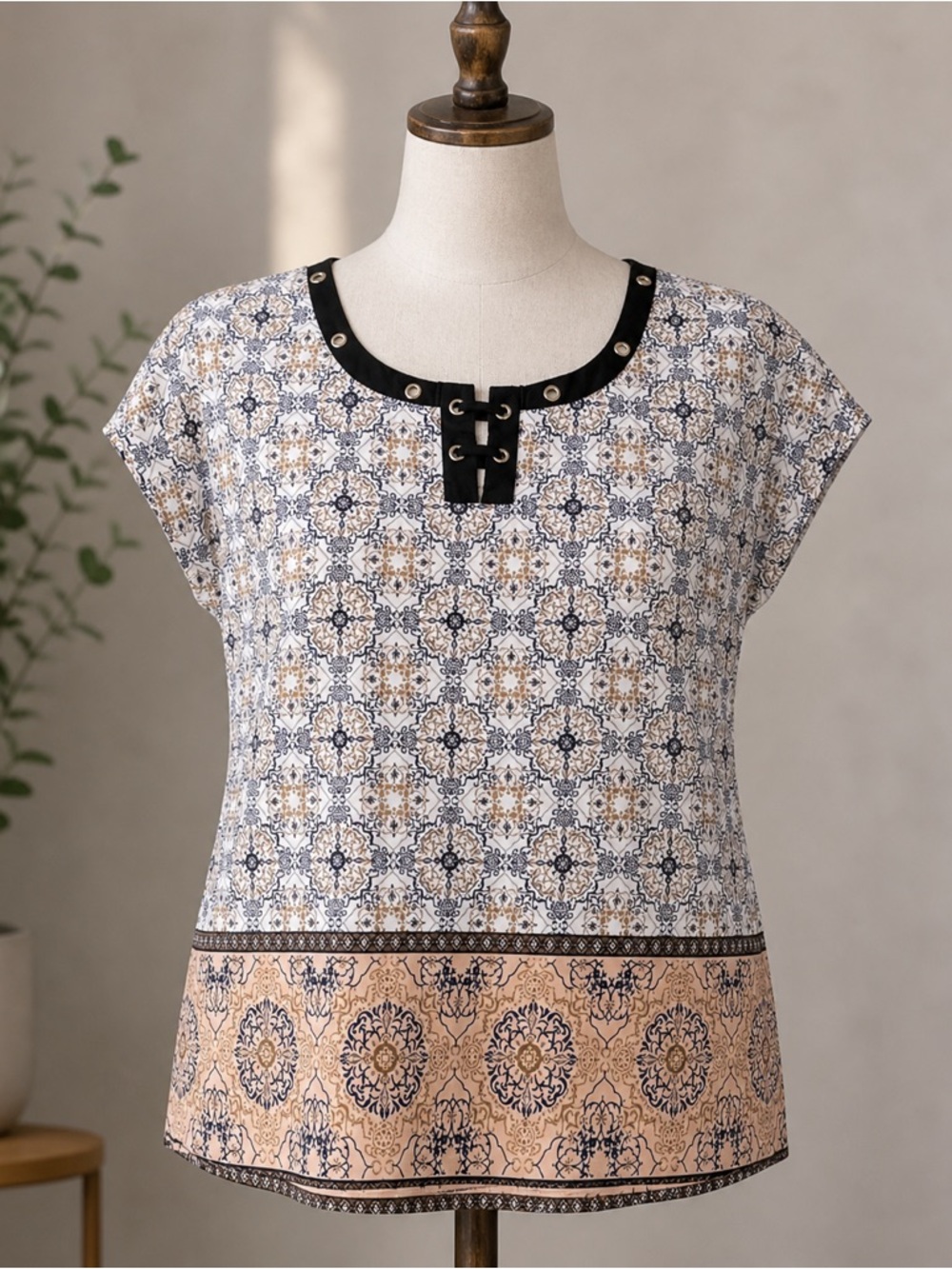 Lavish Size 1X  Black and White Embellished Boxy Blouse
